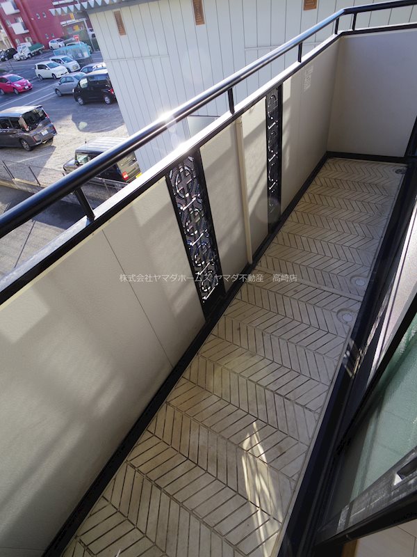 パインツリーＣ ベランダ