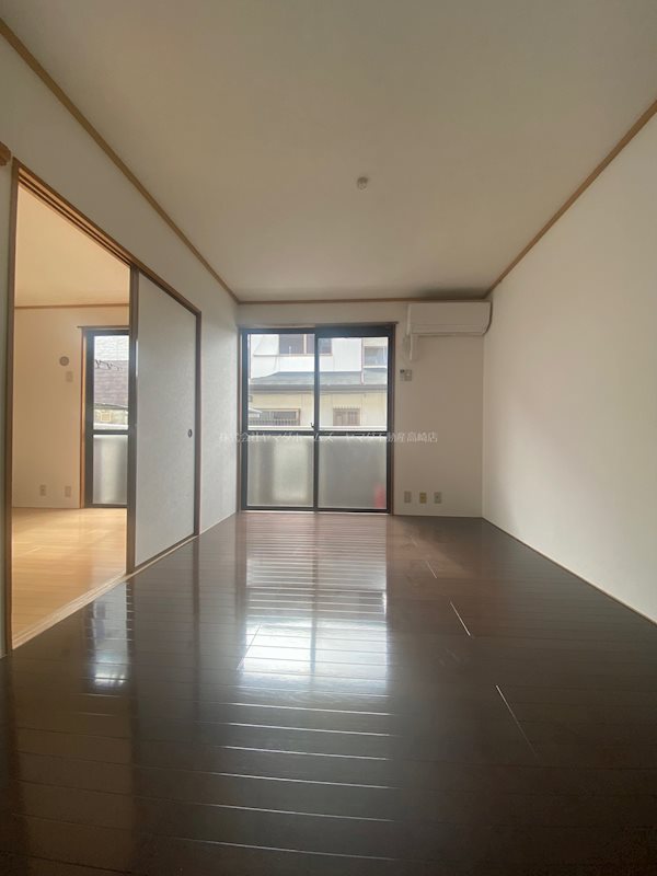 ポポラーレ リビング