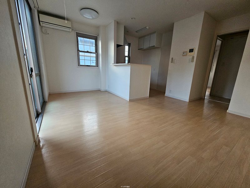 カーサドマーニA リビング