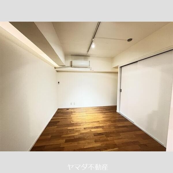 インクリースフィールド ベッドルーム