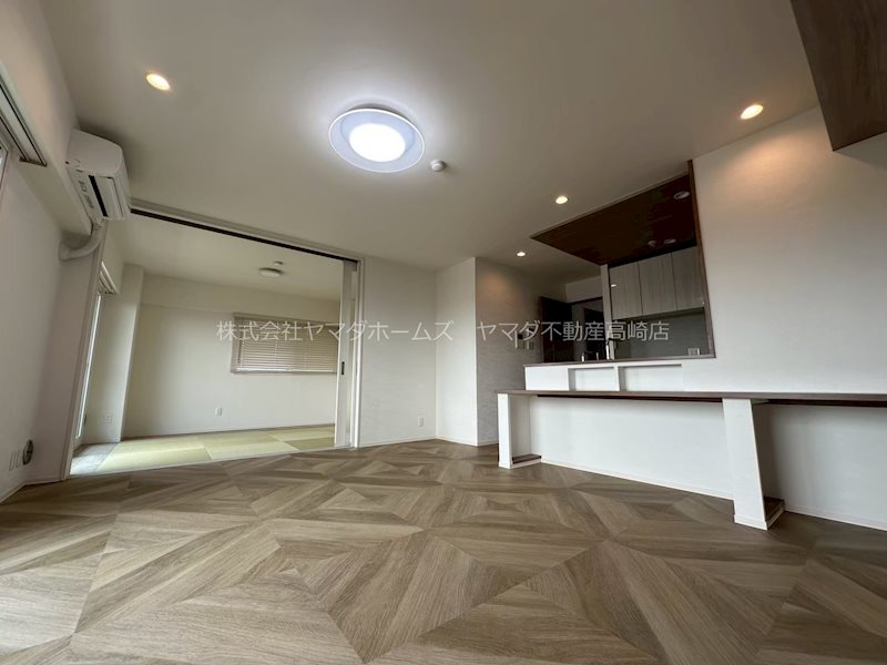 ベルヴィル高崎中居町 リビング