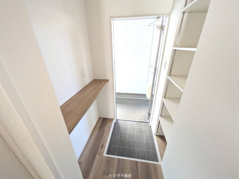 ボルックス 玄関