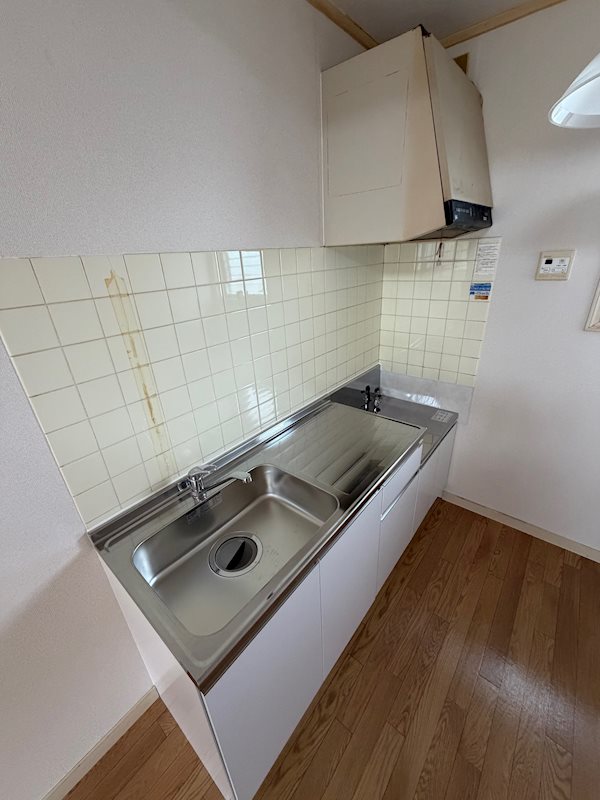 鼻高テラスハウスA・B・C・D キッチン