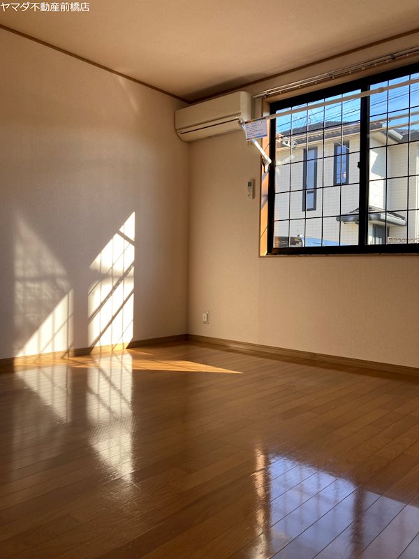 ハイブリッジA リビング