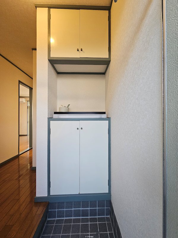 ファミールマジェスタ東 玄関