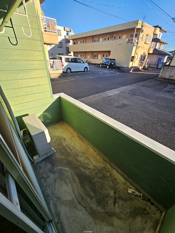 ファミールマジェスタ東 ベランダ