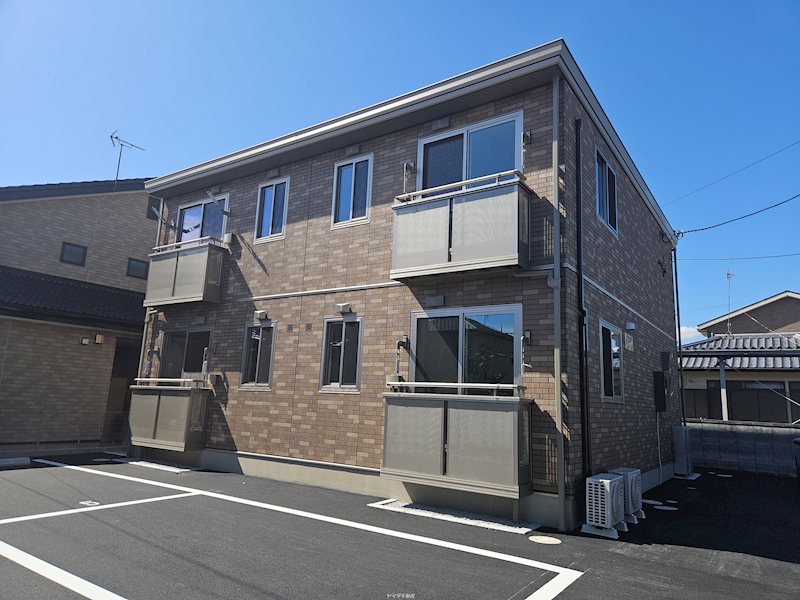 グランシャス雅 外観写真