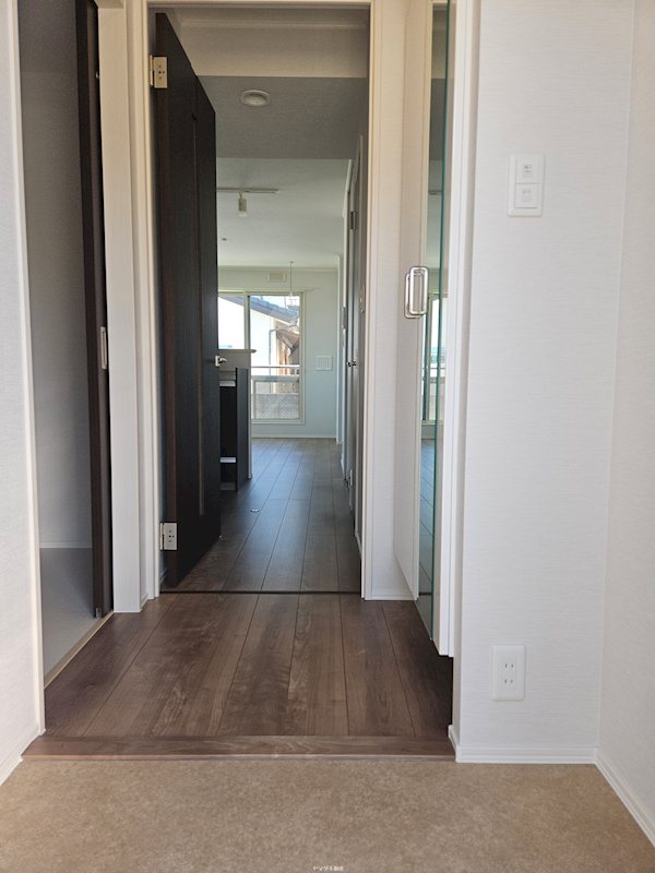 グランシャス雅 玄関