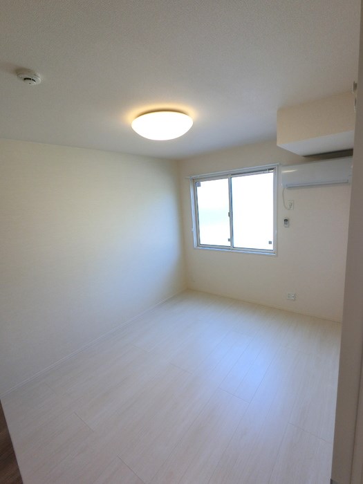 ルビーA  ベッドルーム