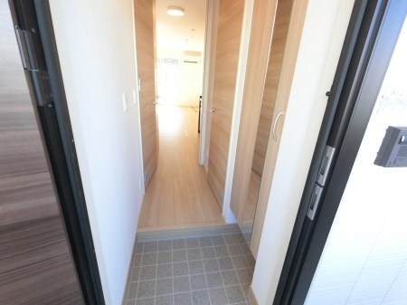 ミラマール 玄関