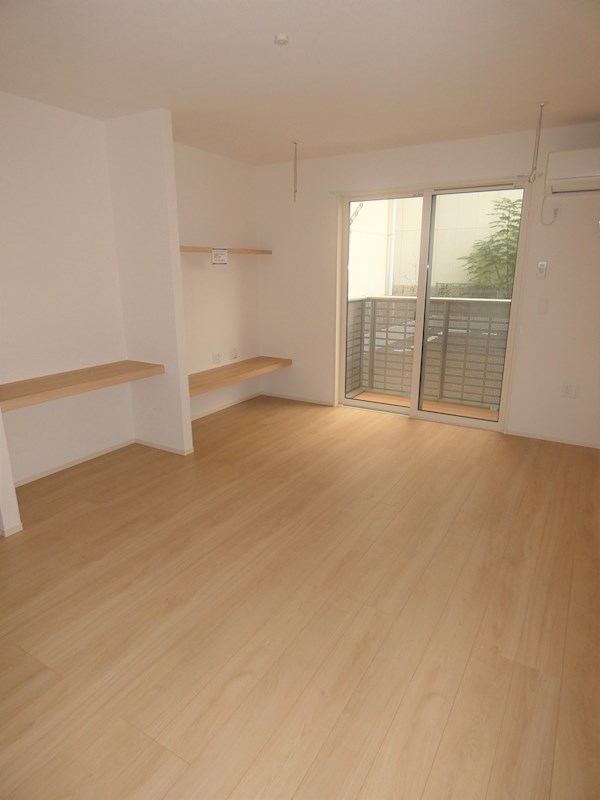 ミラマール ベッドルーム