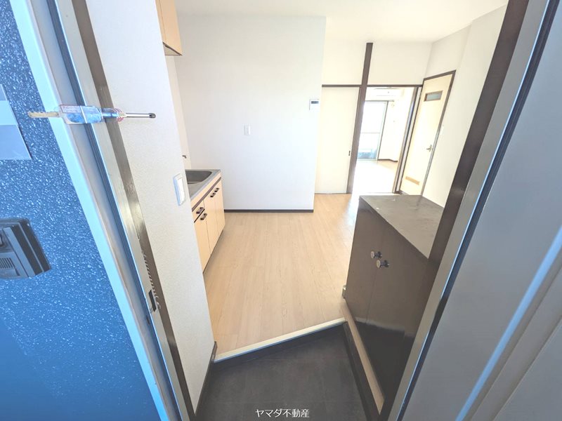 第五大島マンション 玄関