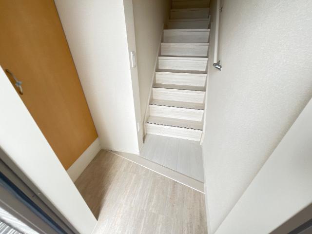 ヴィラ・ソレイユ　Ｂ 玄関