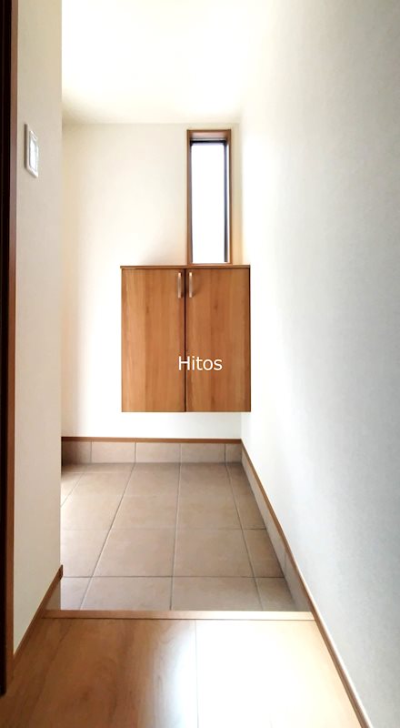 日新テラス 玄関