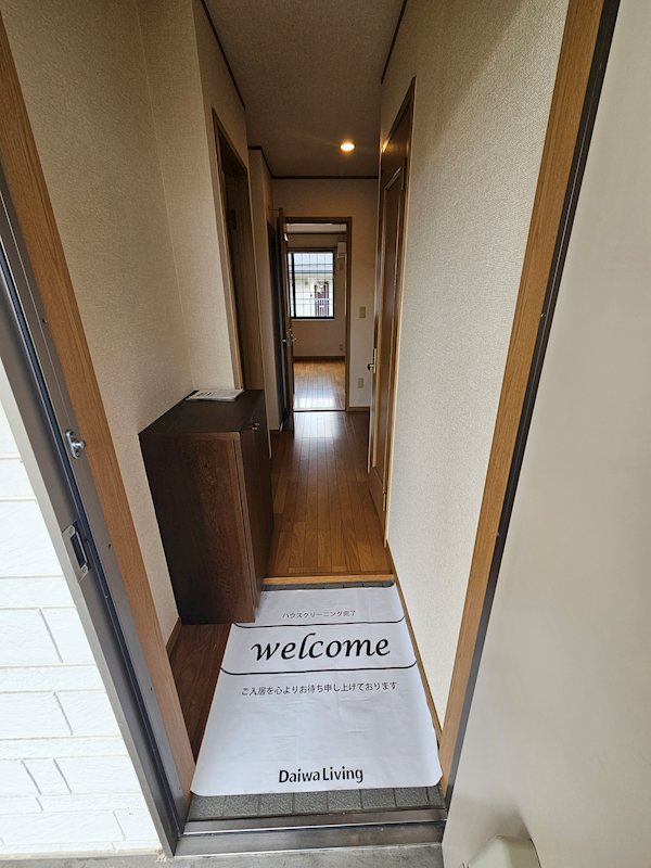 ハイブリッジ 玄関