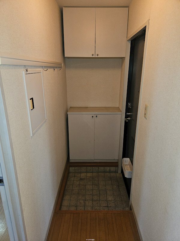 コンフォール石坂B 玄関