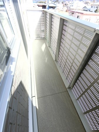 ウィステリアイズミ ベランダ