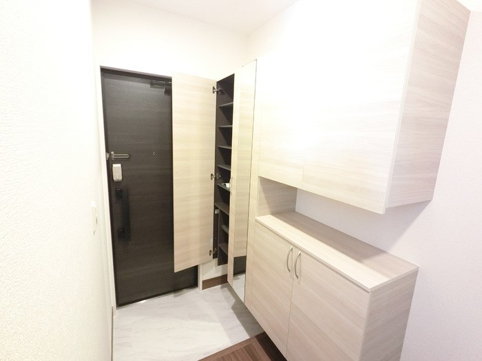 セッティエーム高崎B 玄関