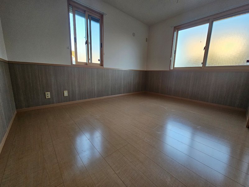 ヨーロピアン林B棟 ベッドルーム