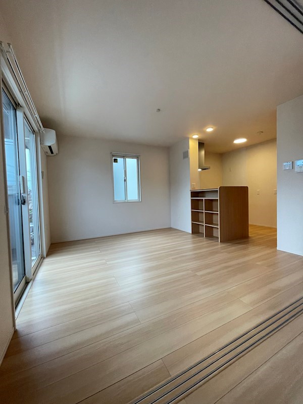 ワイ・ヴィクトワール　 リビング