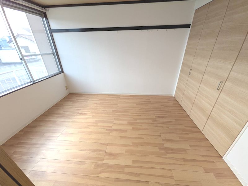 エステートなかざとC ベッドルーム