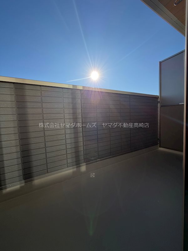 プレミアムメゾン高崎飯塚町Ⅱ ベランダ
