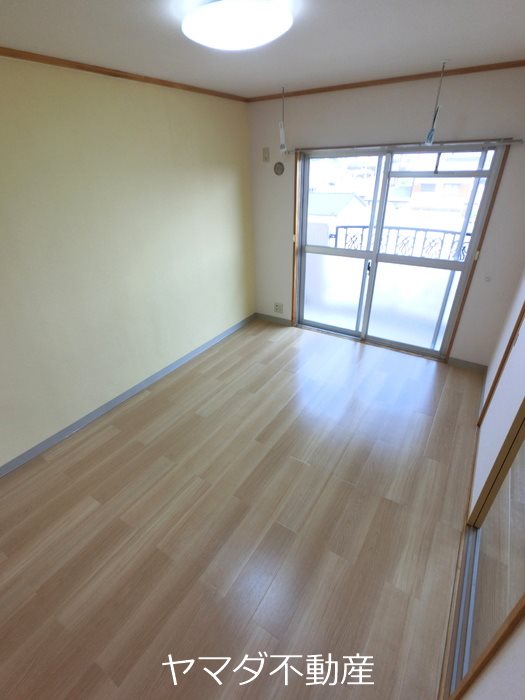 ローズウィング参番館 リビング