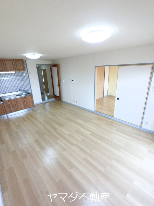 ローズウィング参番館 ベッドルーム