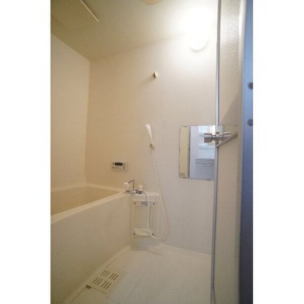 オ―ネストマンション 風呂画像