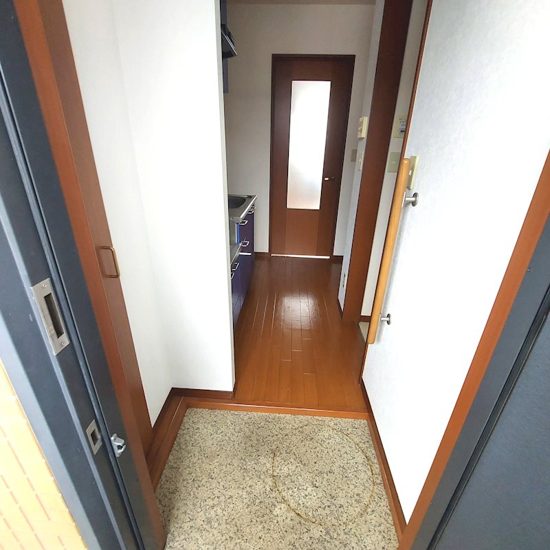 ヴァンサンク 玄関