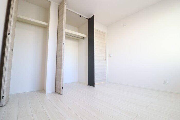 ルミナスプレイス ベッドルーム