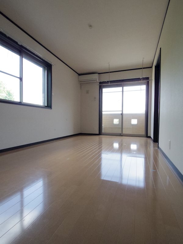 カルミア リビング