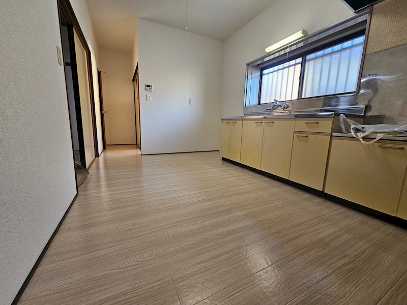 真下貸住宅 リビング