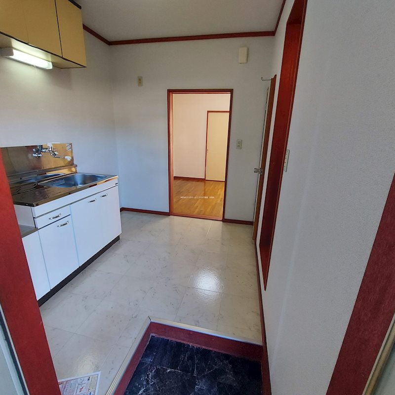 サンハイツ吉岡 玄関