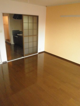 ジュネス山本 リビング