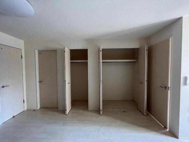 コンフォール ベッドルーム