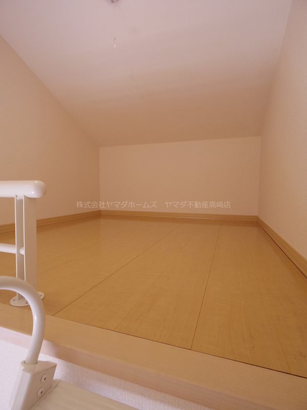 ルーチェ ベッドルーム