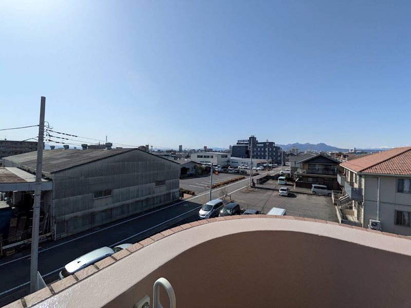 サンライフ　ケンズヴィラ ベランダ