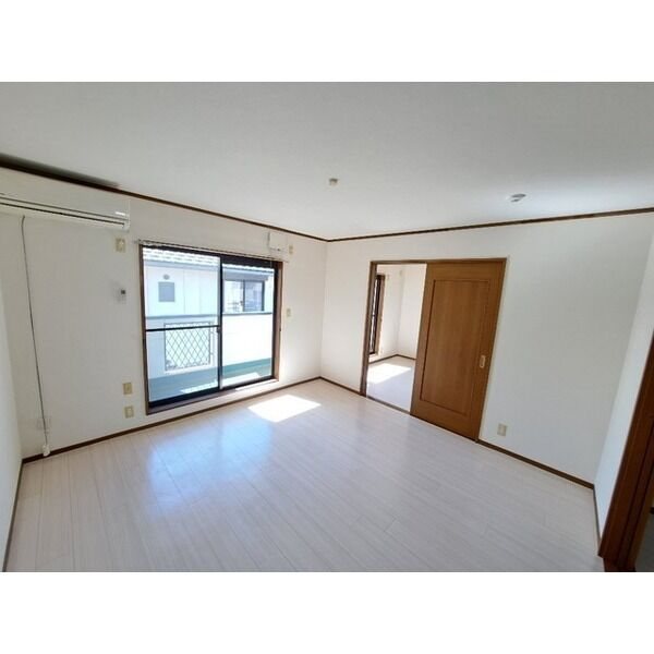 スワンC リビング