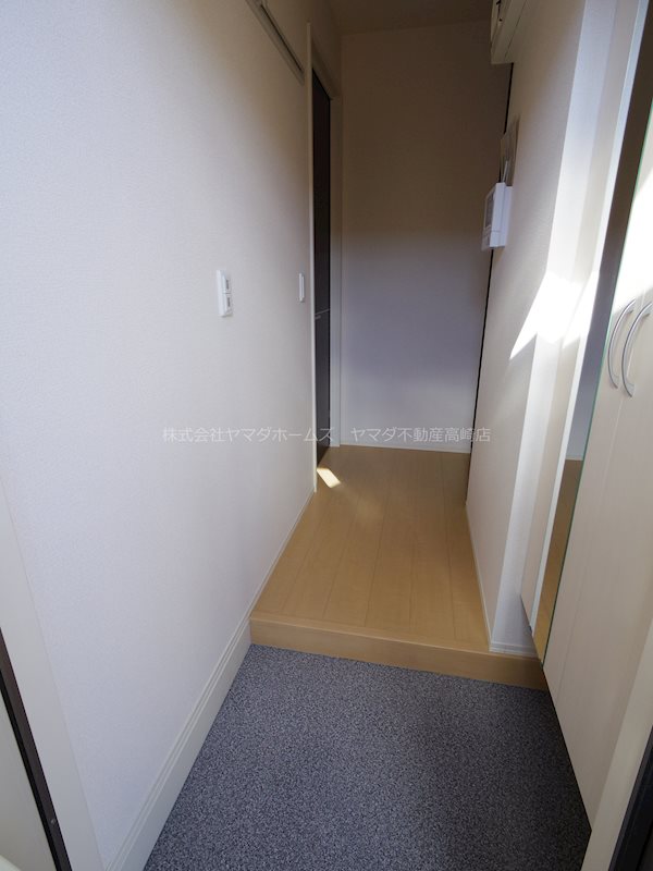 プラシードⅡ 玄関