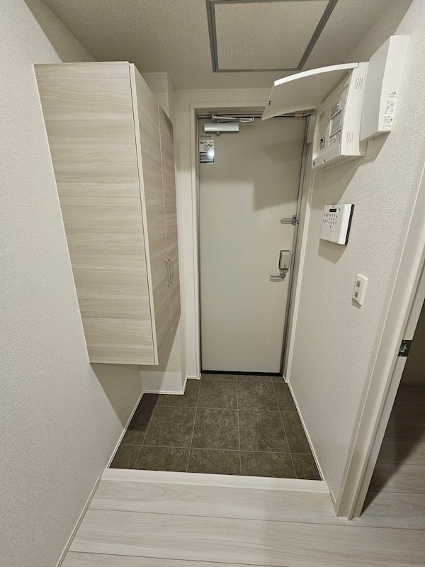 La　Maison天川原一丁目B 玄関