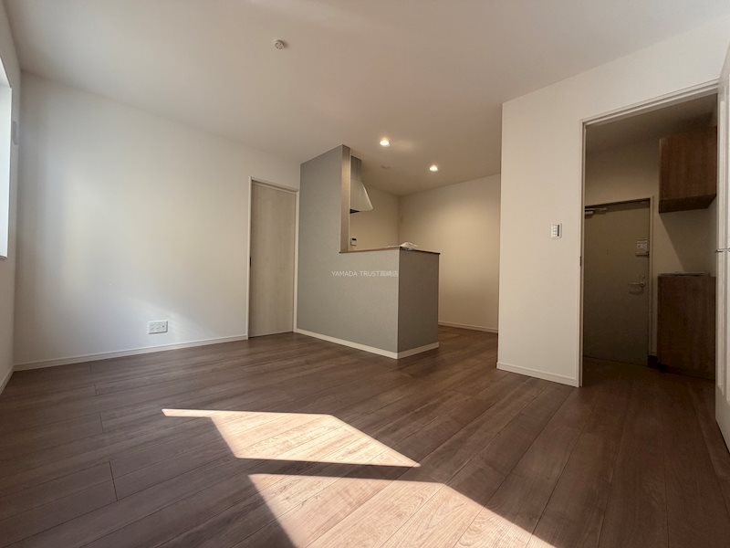 リーブス大橋 リビング