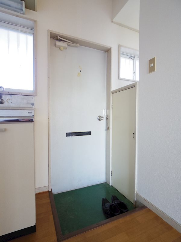 ハイツくろさき 玄関