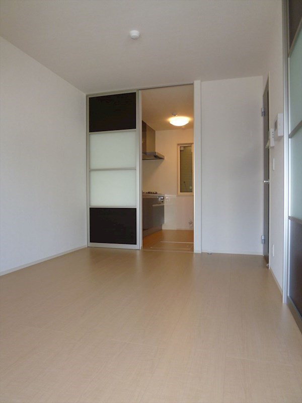 カラーズ　ガーデン  リビング