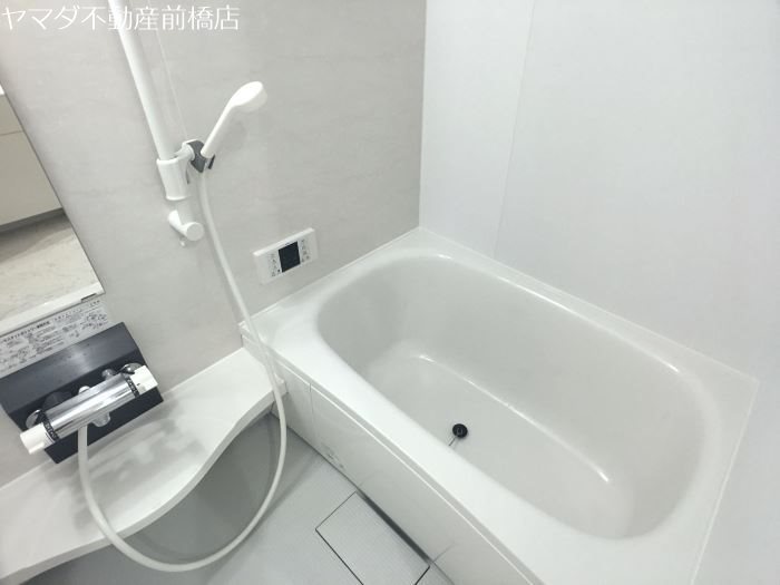 カラーズ　ガーデン 風呂画像