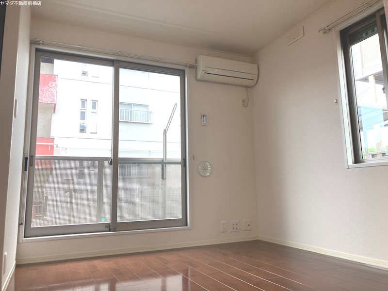 シャン・ド・フルールⅡ リビング