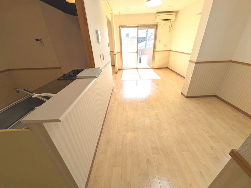 サンライフ　ケンズヴィラ リビング