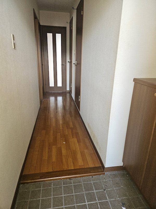 コンフォール石坂D 玄関