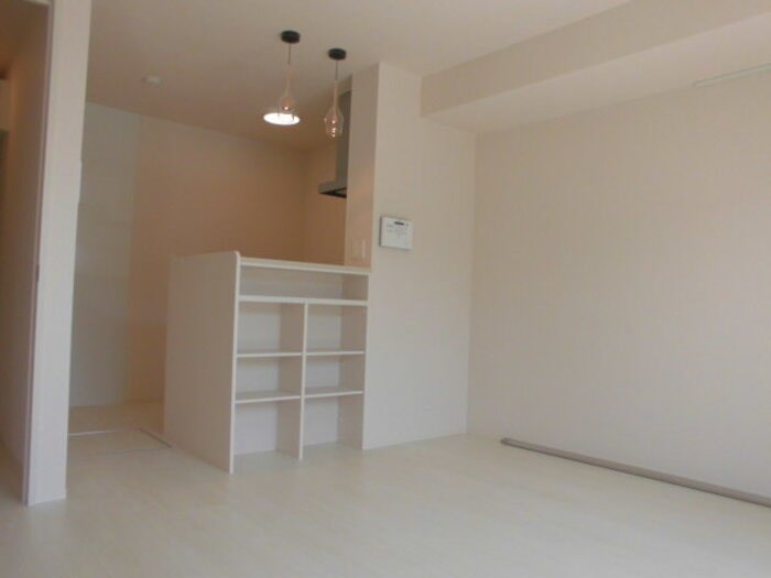 キャッツアイ リビング