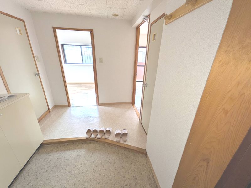 レジデンスYS 玄関